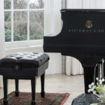 Lounge with Steinway Piano